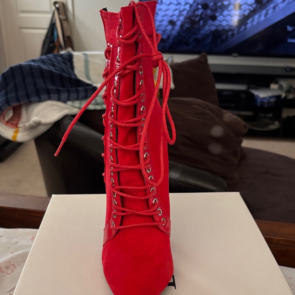 Stylish Red Lace-Up Women's Boots